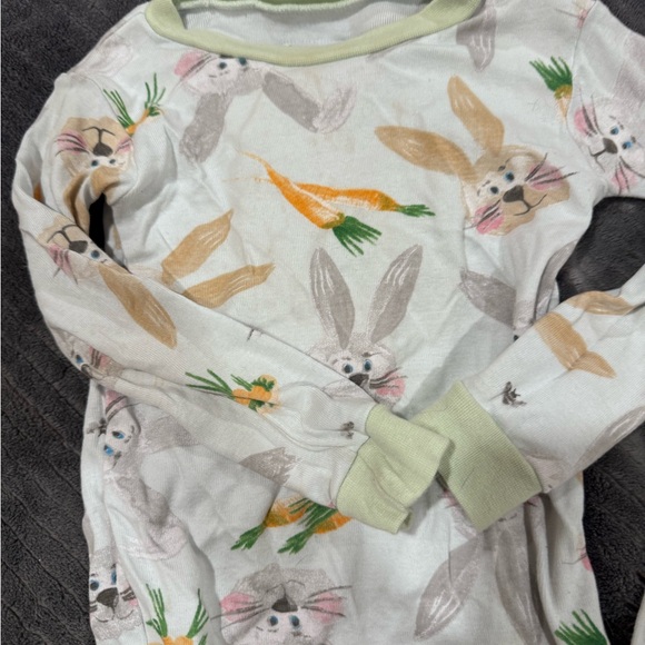 Burts Bee baby- Bunny Pajamas - 24M - Picture 4 of 5